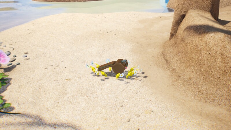 File:P4 Emperor Whistle carried.jpg