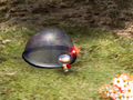 The Radiation Canopy next to Captain Olimar.