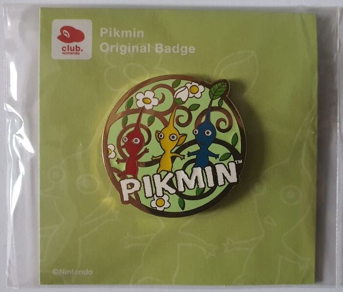File:Club Nintendo Pikmin Badge.jpg