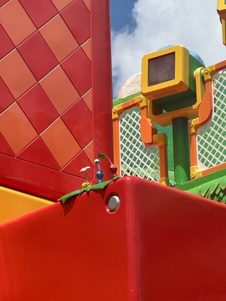 File:Epic Universe SNL Pikmin 1.jpg