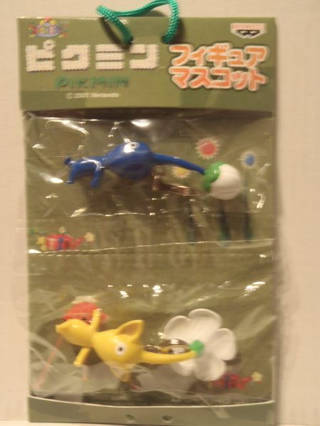 File:Blue and Yellow Pikmin JP party favors.jpg