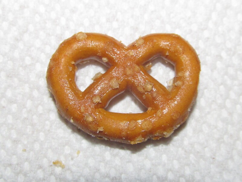 File:Real Pretzel.jpg