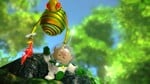A Swooping Snitchbug in Pikmin 3 holding Charlie.